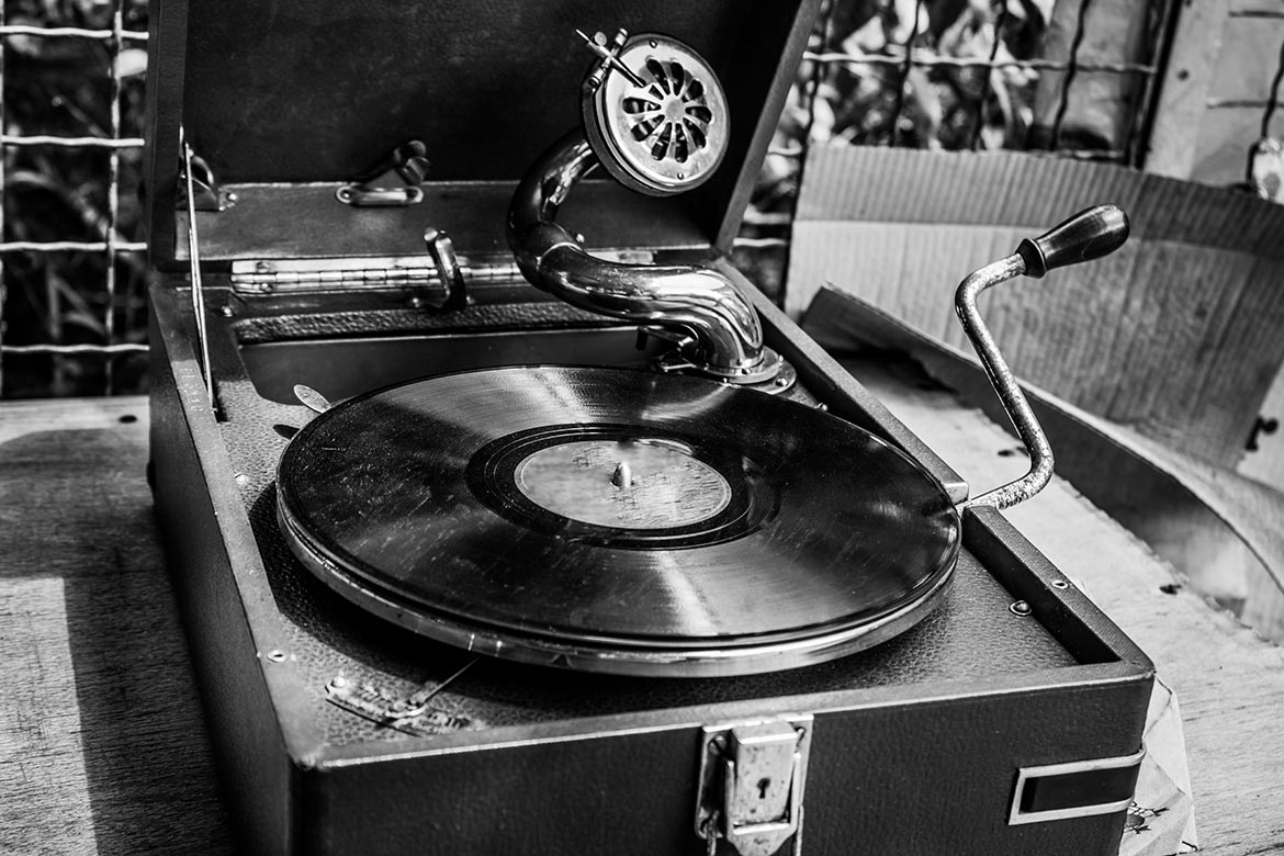 A Short History of Vinyl Records and Its Role in Society